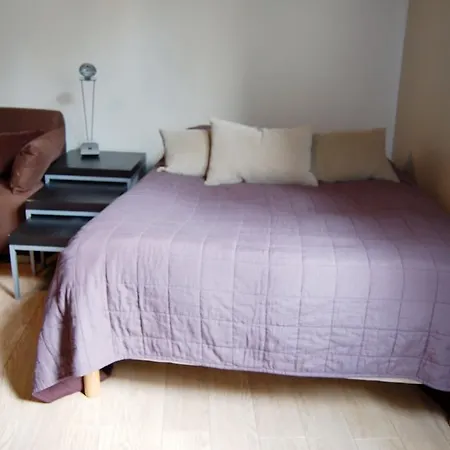 Des Lombards - 2 Adults Apartment *